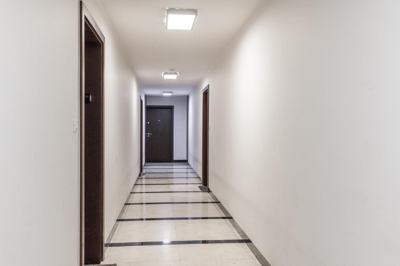 Superapart Towarowa 35 Varsó Kültér fotó